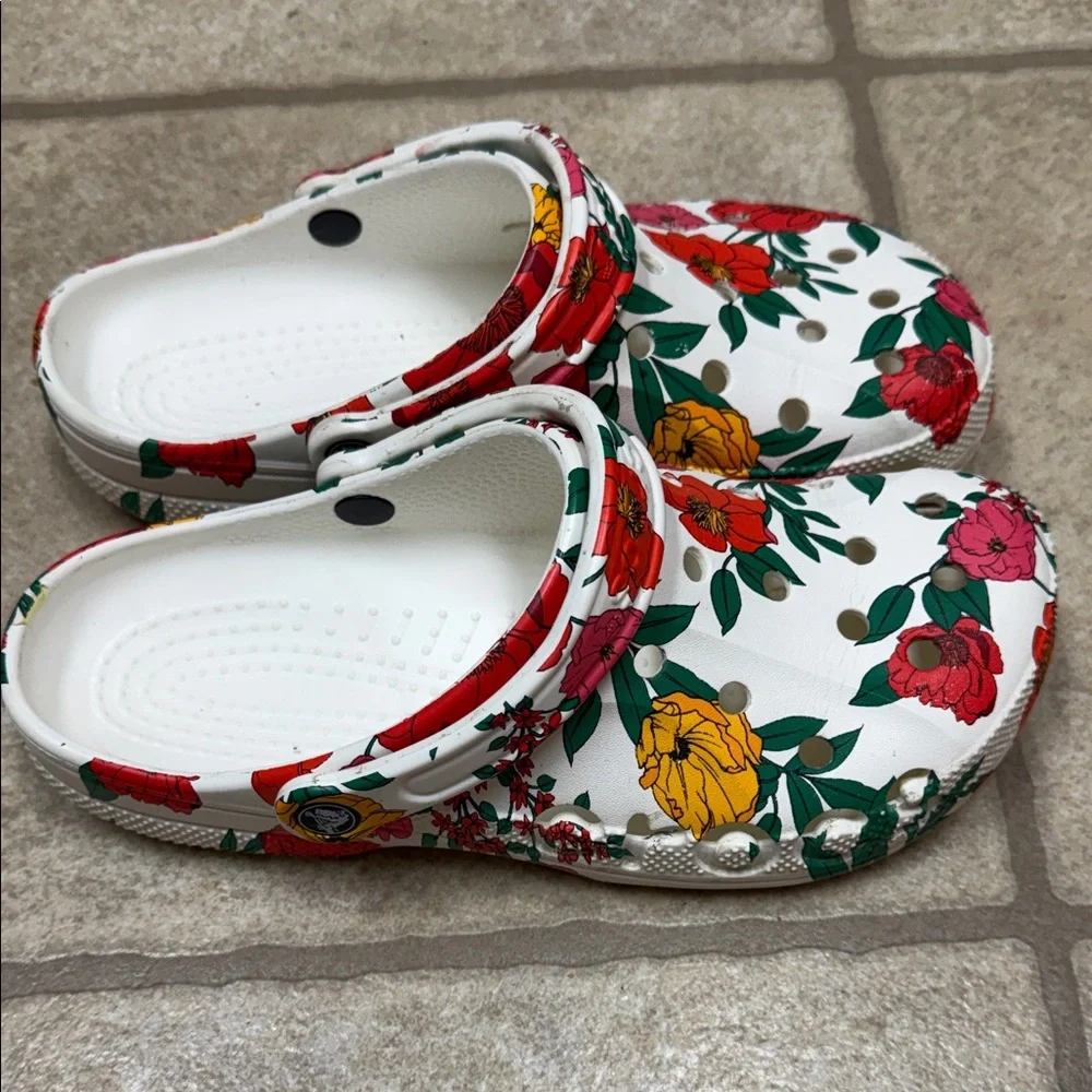 CROCS Women's Floral Clogs - White, Red, Green - Picture 2 of 4